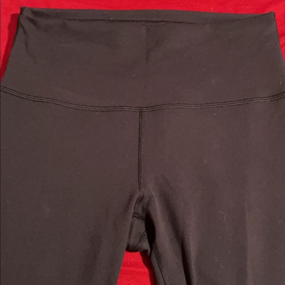 Lululemon leggings size 8 - Picture 1 of 2